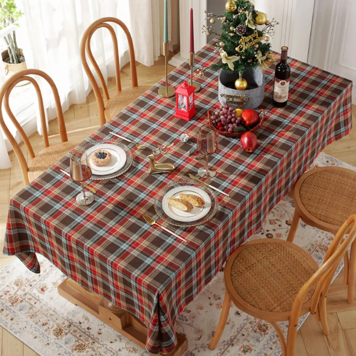 Christmas Themed Checkered Tablecloth, Suitable For Holiday